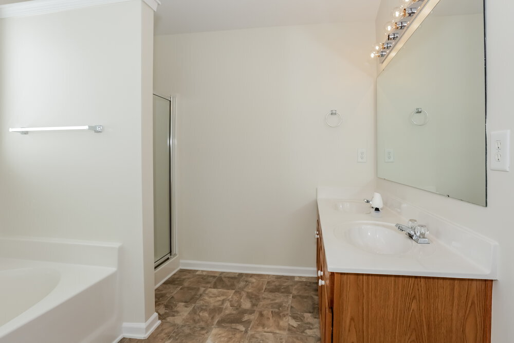 Building Photo - 2722 Forest Grove Ct