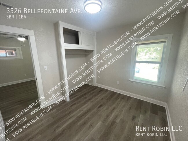 Building Photo - RENT SPECIAL! RECENTLY UPDATED!