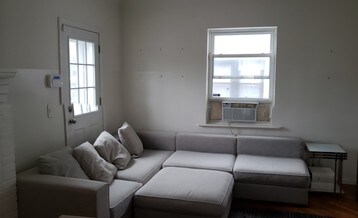 Building Photo - 1508 Avenue S