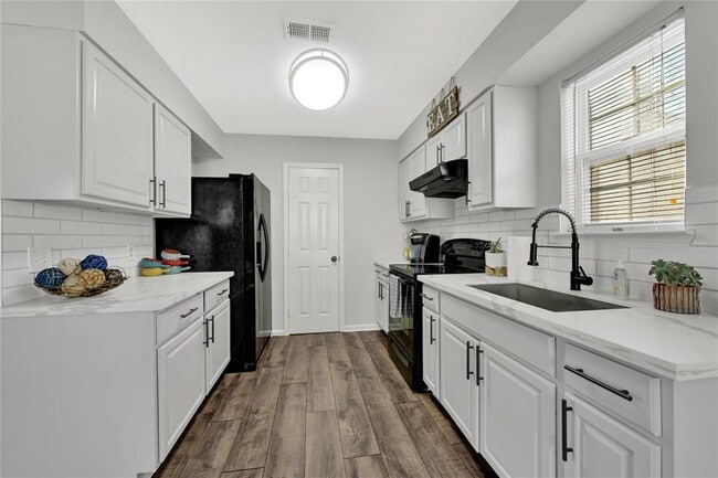Building Photo - 4314 Rawley St