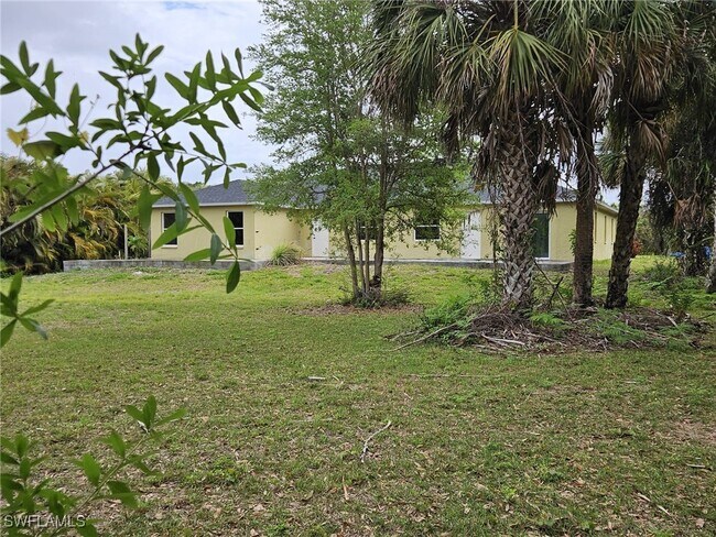 Building Photo - 713 Palmetto Ave