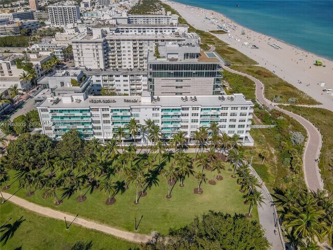 Building Photo - 301 Ocean Dr
