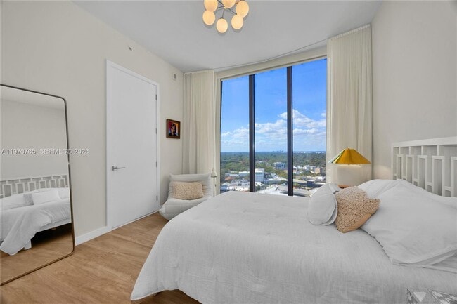 Building Photo - 2831 S Bayshore Dr