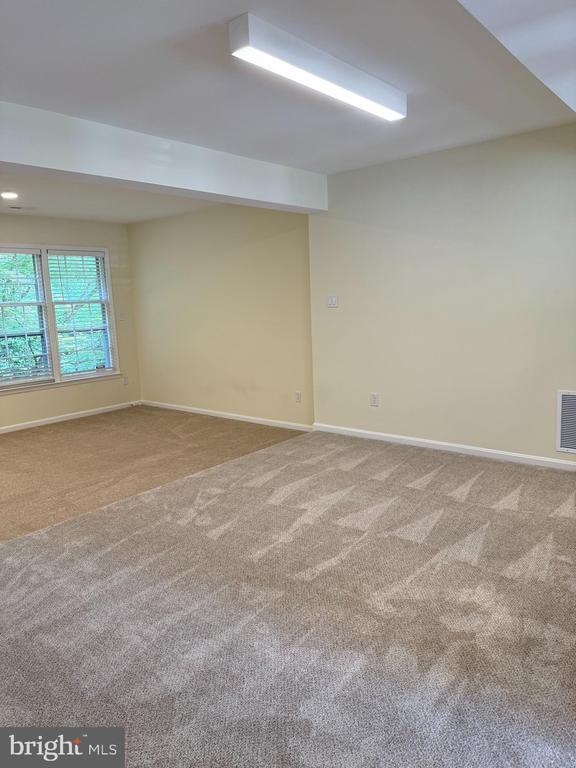 Building Photo - 7460 Adams Park Ct