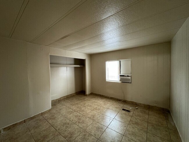 Building Photo - 416 Monterey St