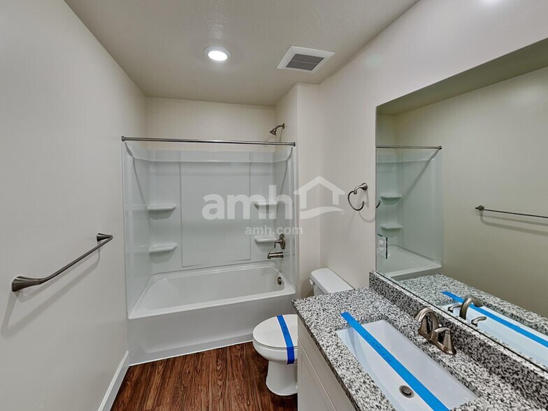 Building Photo - 1199 Wagon Way