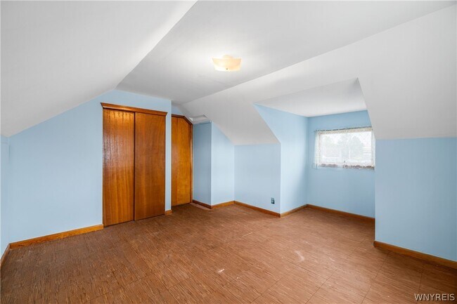 Building Photo - 6 Nokomis Pkwy