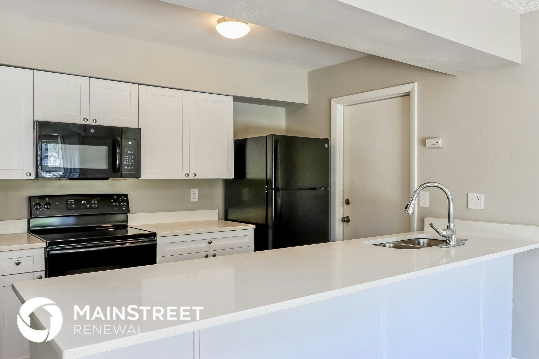 Building Photo - 2289 Crystalview Ct