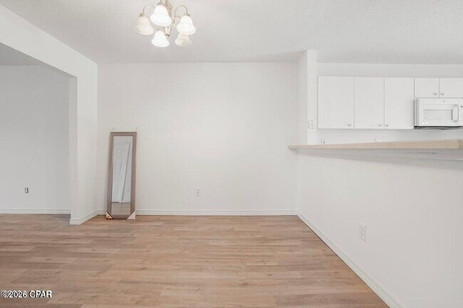 Building Photo - 3123 Meadow St