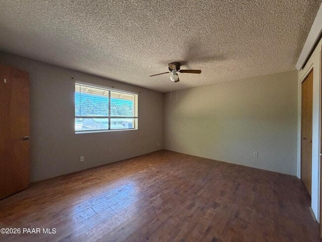 Building Photo - 927 N Old Chisholm Trail