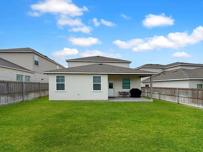Building Photo - 1603 Ocaso Dr