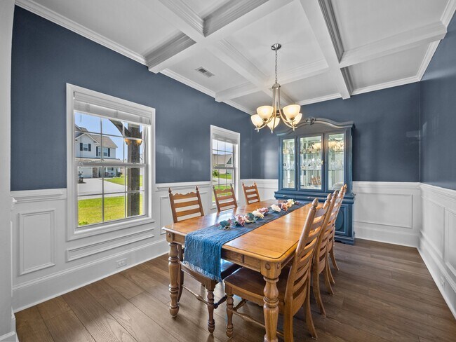 Building Photo - 509 Romper Rd