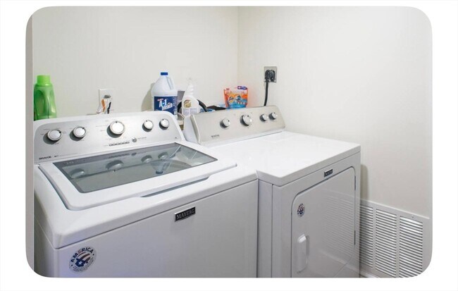 Building Photo - 40 Eddy St