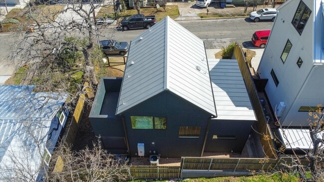 Building Photo - 1202 Greenwood Ave