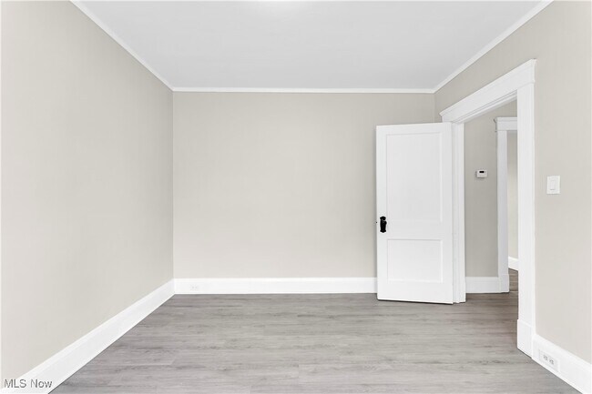 Building Photo - 4654 E 93rd St