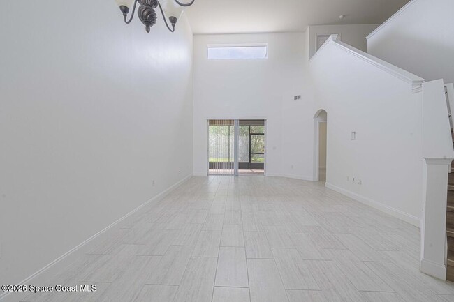 Building Photo - 3701 Titanic Cir