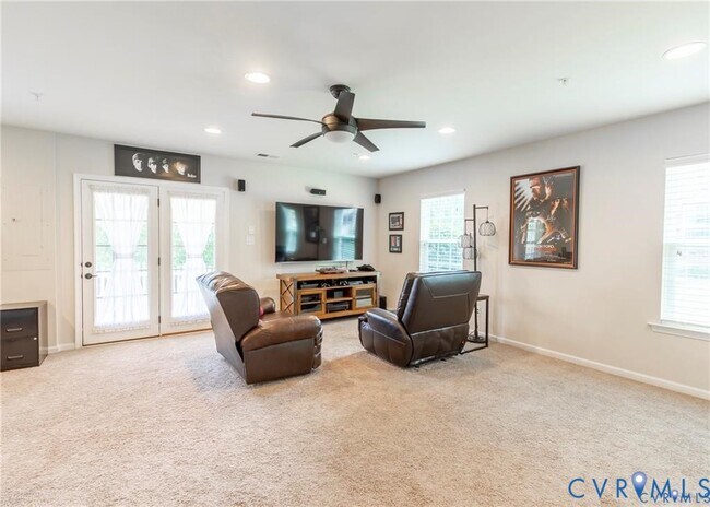 Building Photo - 411 Siena Ln
