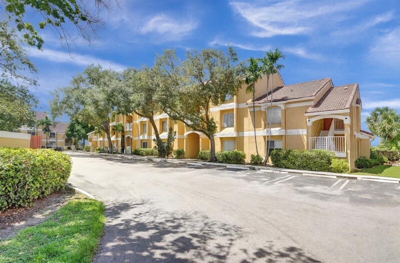 Building Photo - 2351 NW 33rd St