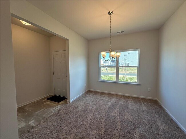 Building Photo - 620 Summerfield Ln NW