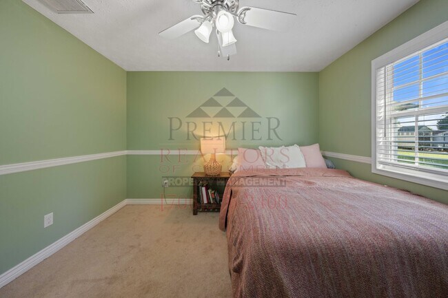 Building Photo - 393 Lee Rd 554