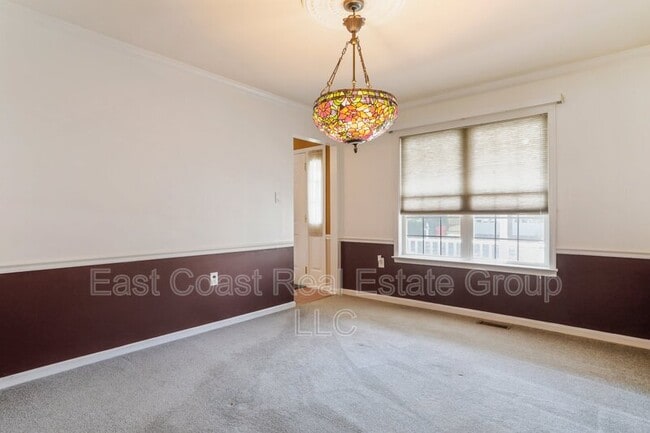 Building Photo - 77 Grassy Meadow Rd