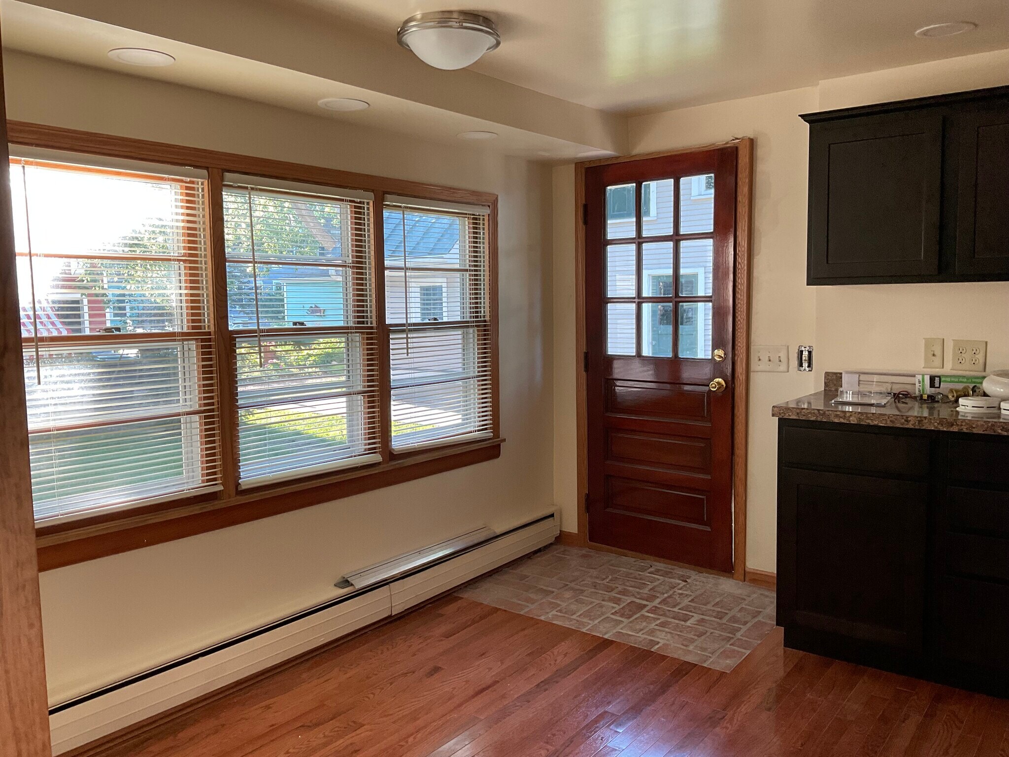 Kitchen entry - 2123 Cameron Ave