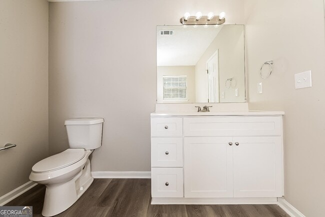 Building Photo - 43 Bridlewood Ct