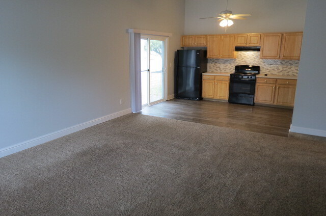 Building Photo - 3234 Oak Bend Blvd