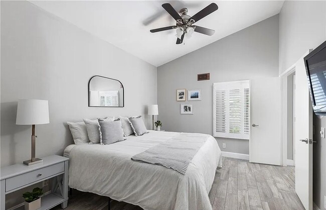 Building Photo - 23412 Pacific Park Dr