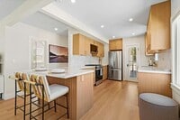 Building Photo - 4774 E Mountain View Dr