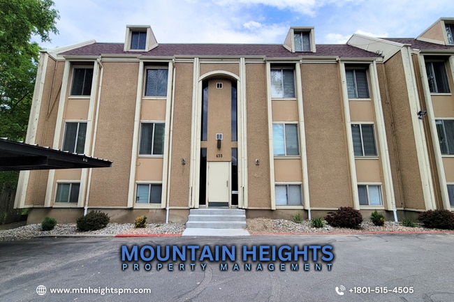 Building Photo - 450 E Creekside Cir