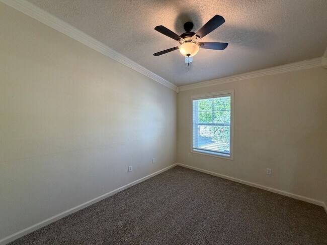 Building Photo - 3 Bedroom Single Story Home Available Near McMahon Blvd NW & Kayenta St NW!