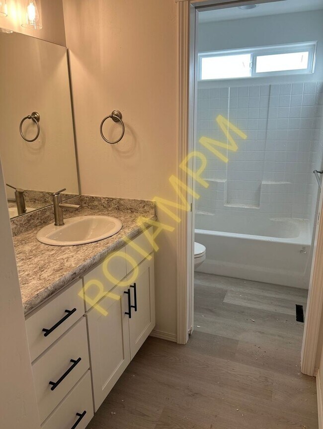 Building Photo - Brand-New 4 Bed, 2 Bath Duplex for Rent in Jerome!