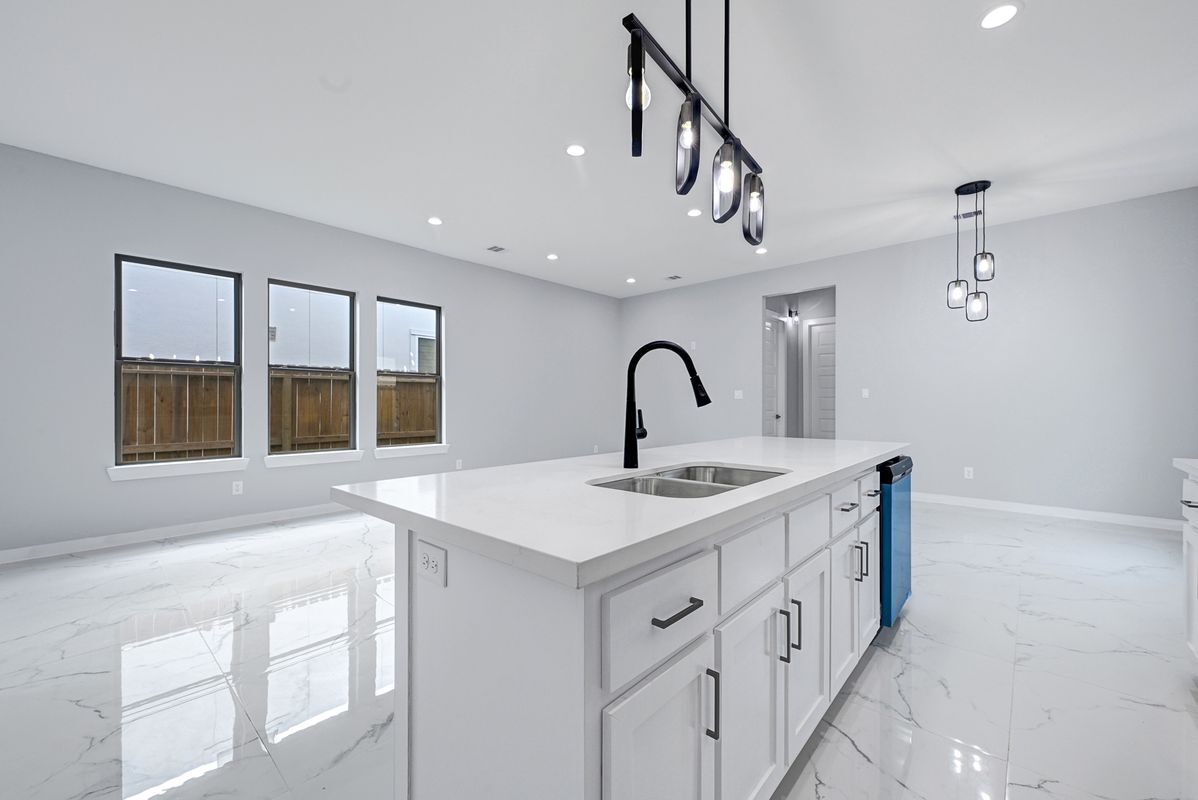 Building Photo - 90 Burress St