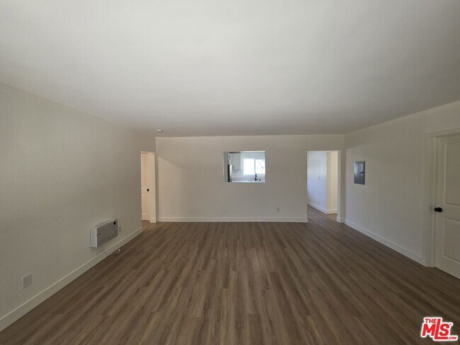 Building Photo - 25226 Loytan St
