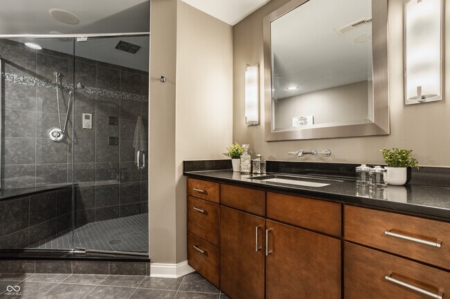 Building Photo - 333 Massachusetts Ave