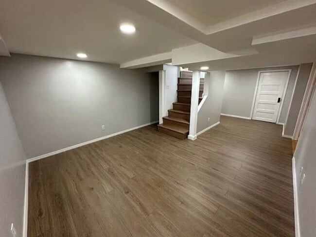 Building Photo - Home is Ready for you Now!