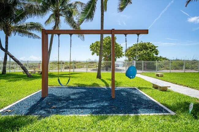 Building Photo - 6301 Collins Ave