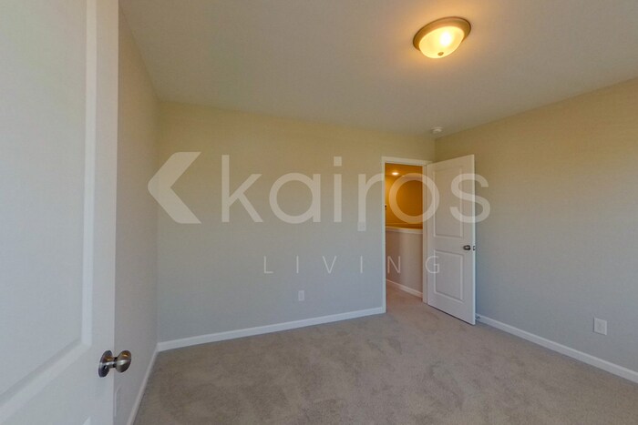 Building Photo - 7034 Foggy River Dr