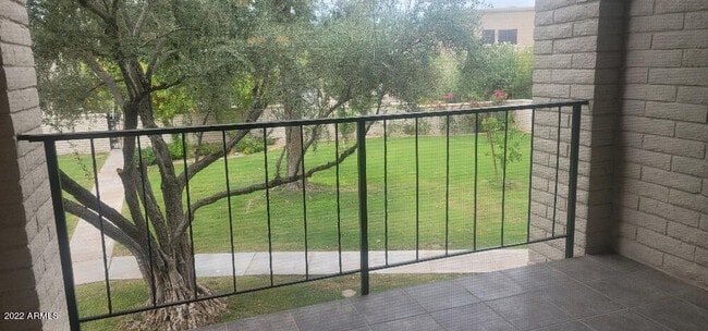 Building Photo - 13624 N Saguaro Blvd