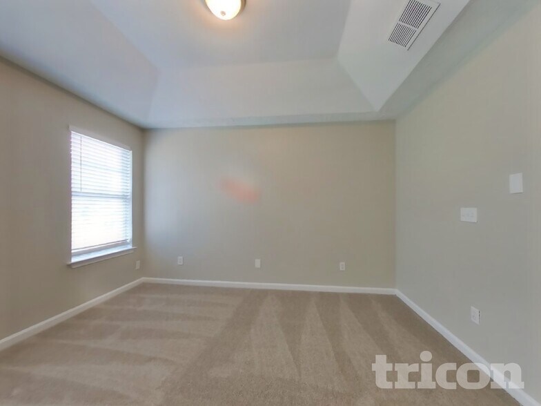 Building Photo - 1951 Hidden Valley Dr SW