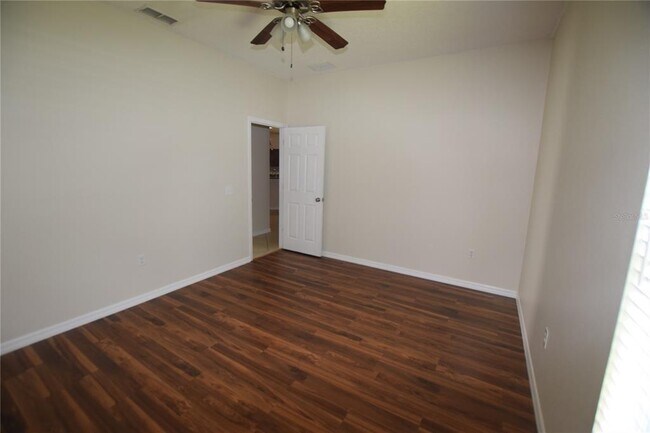 Building Photo - 510 Bromley Ct