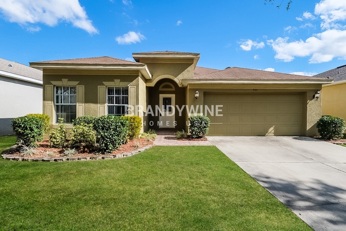 Primary Photo - 747 Star Pointe Dr