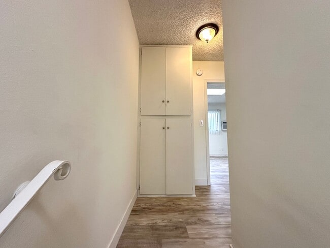 Building Photo - 12117 Pacific Ave