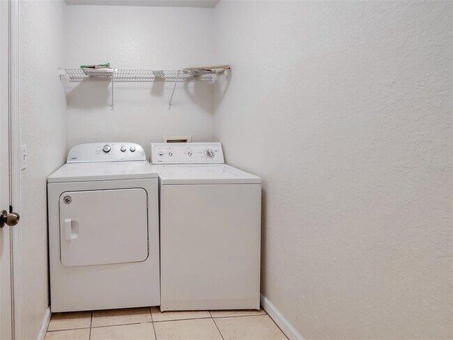 Building Photo - 6265 Ashbury Palms Dr