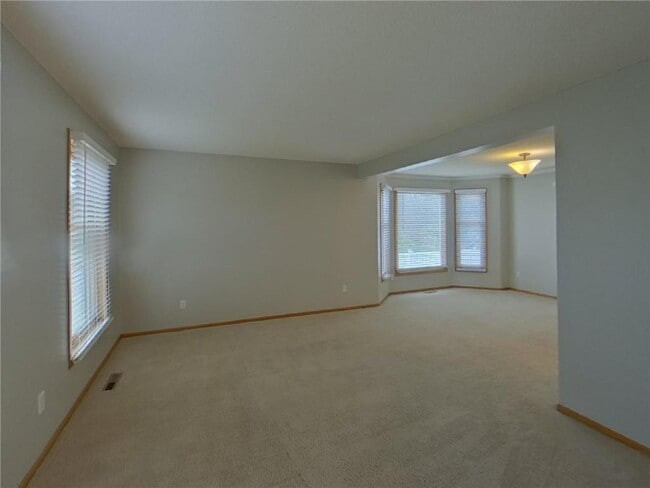 Building Photo - 10071 Raleigh Ct