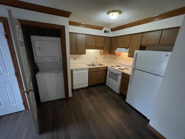 Building Photo - 3525 Ivy Commons Dr