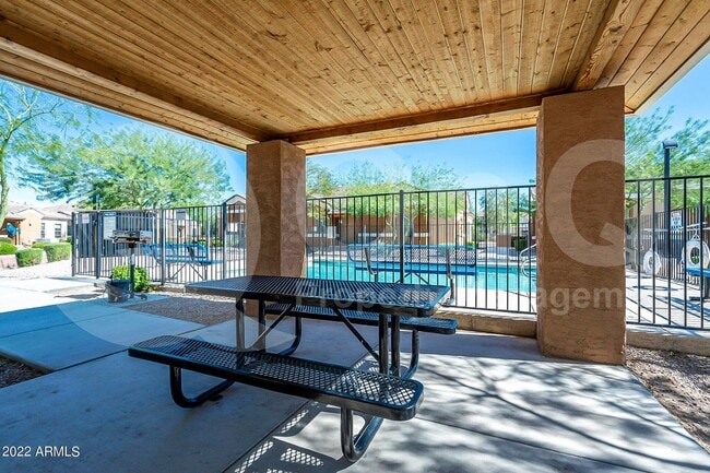 Building Photo - 854 S San Marcos Dr