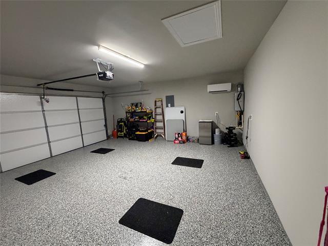 Building Photo - 706 Easthill Dr