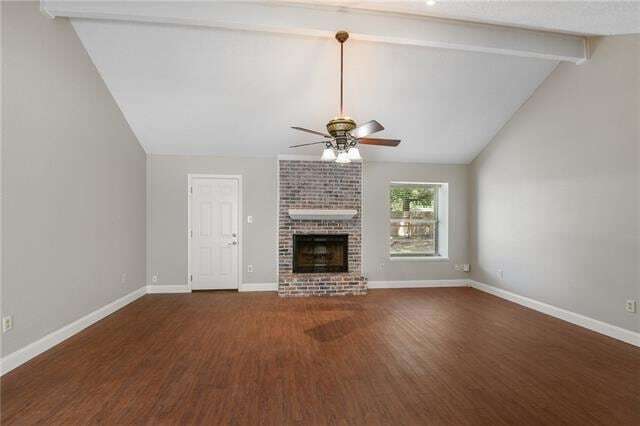 Building Photo - 433 Grafton Dr